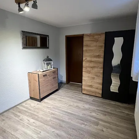 Apartment Souterrainwohnung Im Speckguertel Von Erfurt!